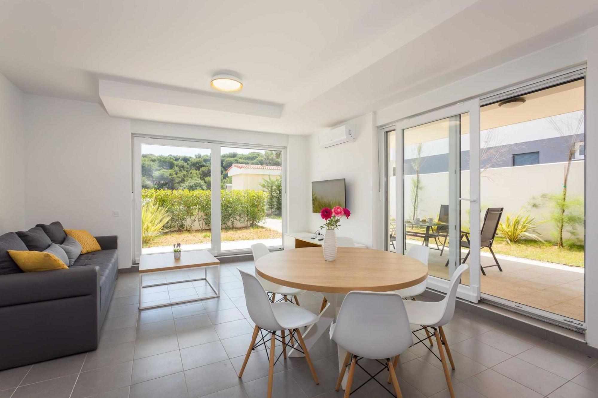 Apartments At Villa Frida Premantura Dış mekan fotoğraf