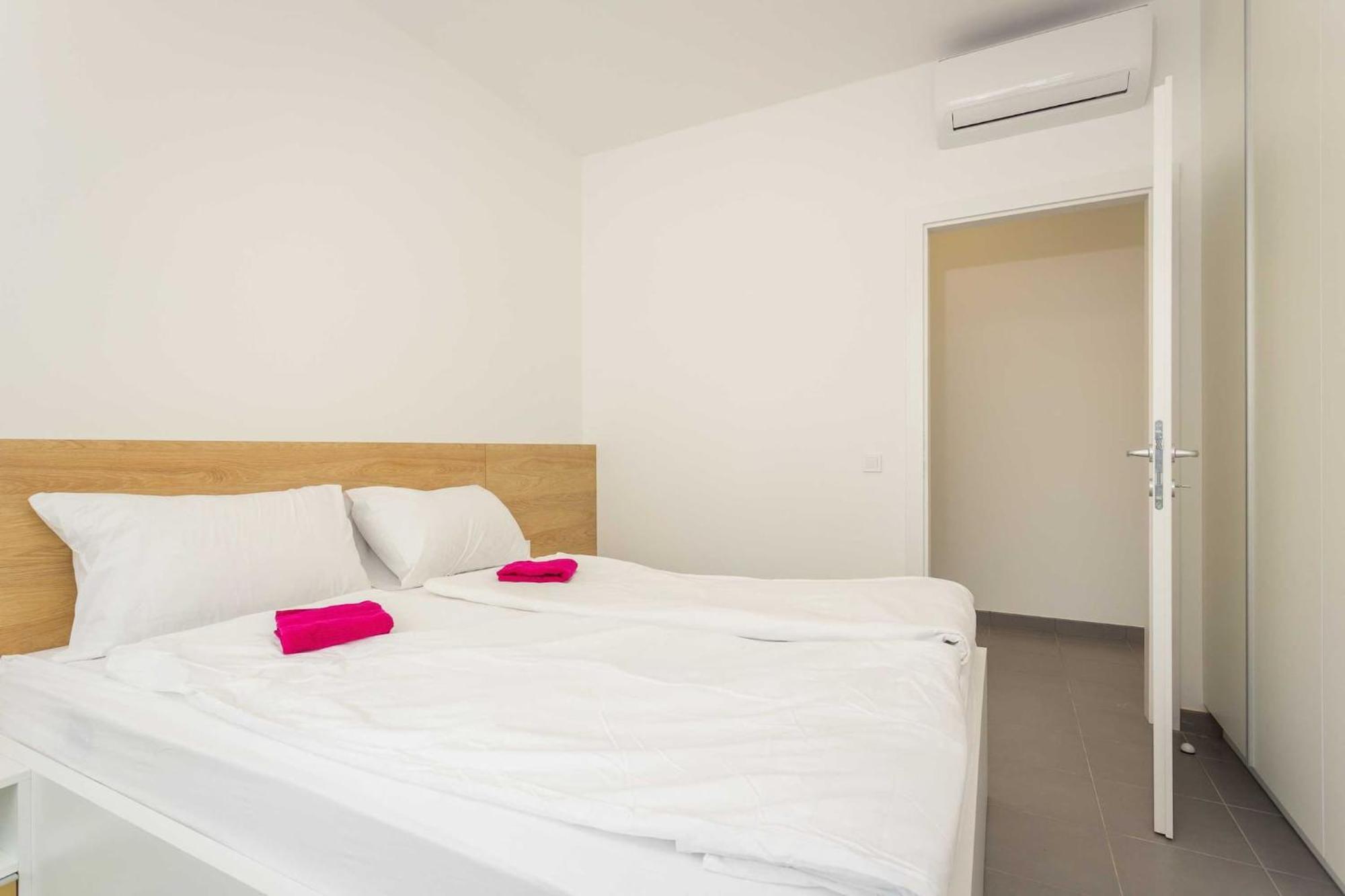 Apartments At Villa Frida Premantura Dış mekan fotoğraf
