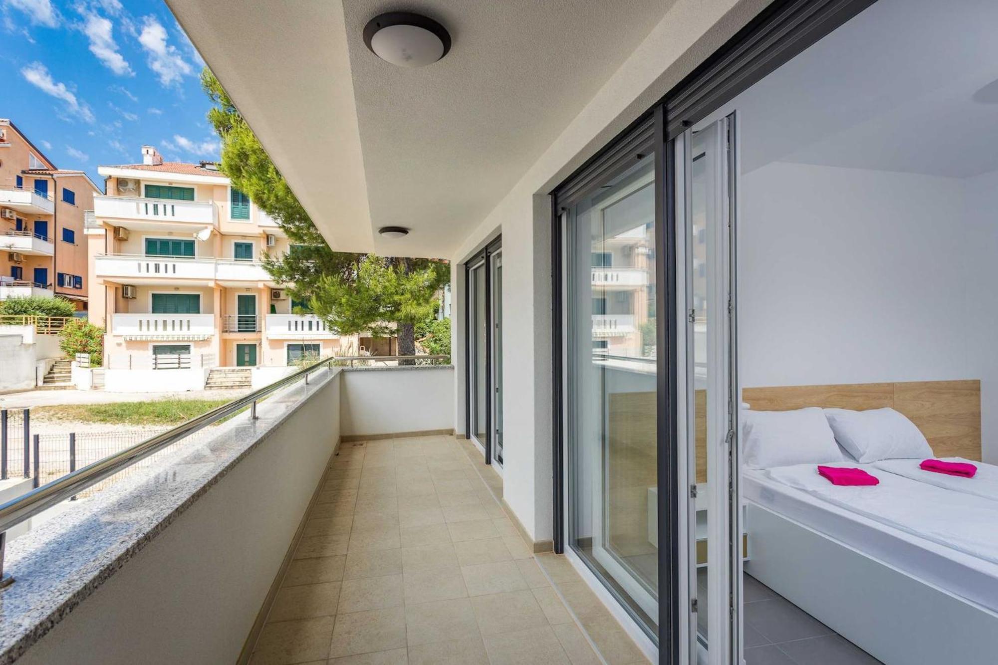 Apartments At Villa Frida Premantura Dış mekan fotoğraf